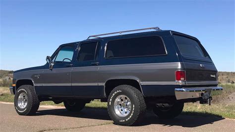 1988 Chevrolet Suburban | F290 | Denver 2019