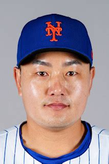 Ji Man Choi Stats, Age, Position, Height, Weight, Fantasy & News | MLB.com