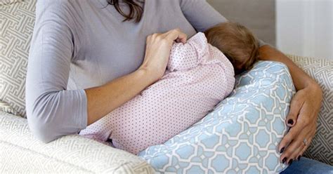 8 nursing & breastfeeding pillows to lend a helping hand