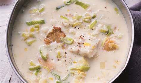 Smoked haddock chowder | easyFood