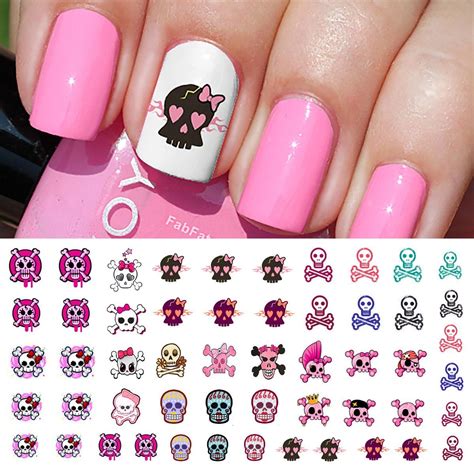 Cute Skulls Set #2 Nail Art Waterslide Decals - Monster High Style | Skull nail art, Skull nails ...