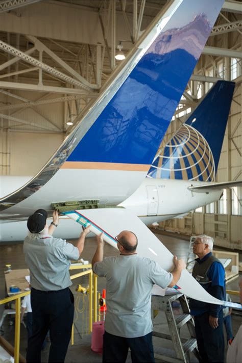 ROUTES AMERICAS: United First to Fly Split Scimitar Winglets | Aviation Week Network