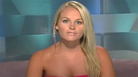 Big Brother 11 winner Jordan Lloyd shares a video of a song she cleans to