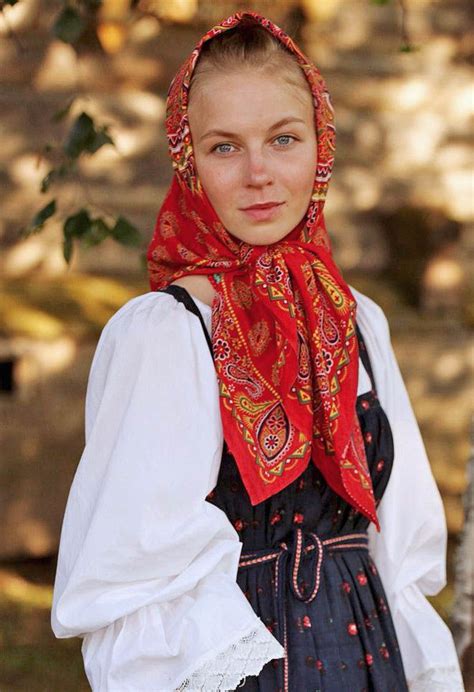 Pin on traditional Russian folk costume русские традиционные костюмы