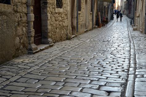 Rovinj - Old Town Centre (9) | Rovinj | Pictures | Croatia in Global ...