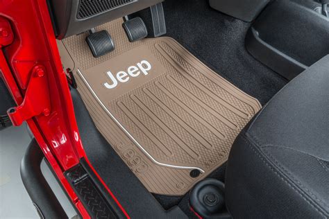 Plasticolor Jeep Logo Elite Series Front Floor Mats | Quadratec