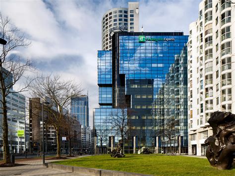 Holiday Inn Express Rotterdam - Central Station Hotel by IHG