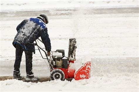 How To Conduct A Snowblower Oil Change - A Green Hand