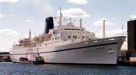 Empress of Canada 1961 | Passenger ship, Cruise ship, Tall ships