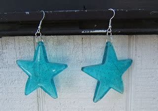 Sweater Surgery: Melted Plastic bead Star Earrings