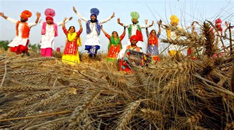 Baisakhi festival: Congress, SAD go the extra mile to retain workers at their rallies | The ...