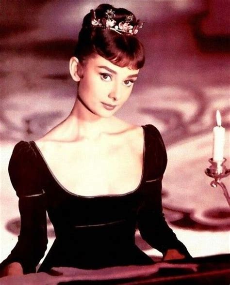 Audrey Hepburn - Classic Movies Photo (43738487) - Fanpop