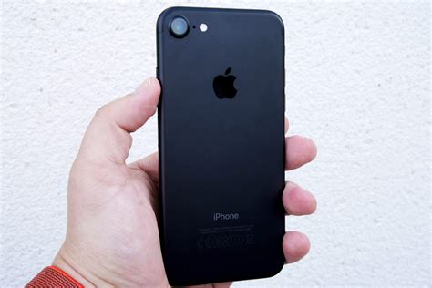 Apple will switch up its manufacturing process for iPhone 8