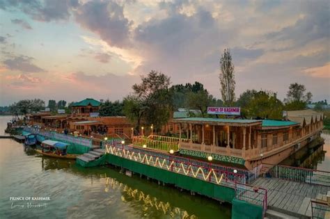 Honeymoon - Review of Prince of Kashmir Luxury Houseboat, Srinagar, India - Tripadvisor