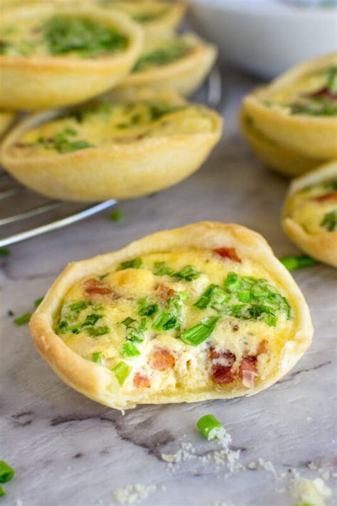 Mini Quiche Lorraine (6 Ingredients) - Scrummy Lane