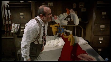 *EDDIE VALIENT (Bob Hoskins) ~ "Who Framed Roger Rabbit?", 1988 | Roger rabbit, Touchstone ...