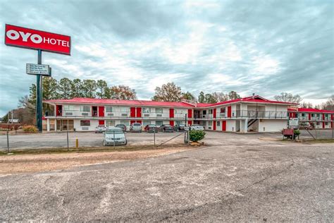 Cheap Hotels in Fayetteville, NC - price from $47 | Planet of Hotels