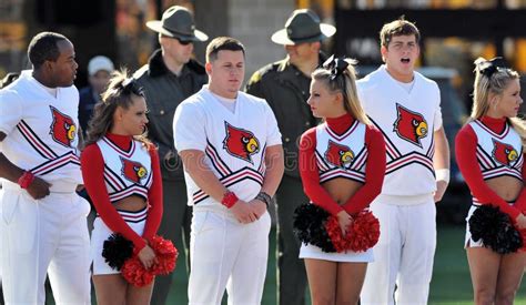 Louisville Cardinals Cheerleaders Editorial Photography - Image of ...