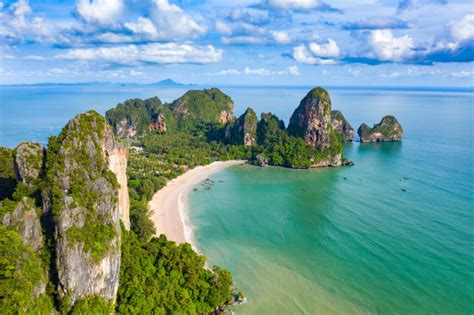Railay Beach - Krabi's Best Attractions | Thailand Holiday Group