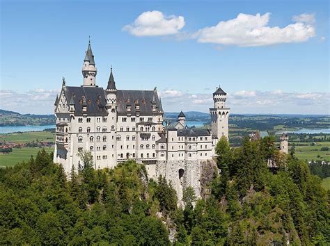 Top 10 Facts About the Neuschwanstein Castle in Germany - Discover Walks Blog