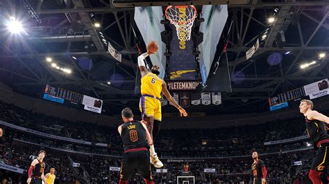 LeBron James dunks over former teammate Kevin Love: 'I hate it had to ...