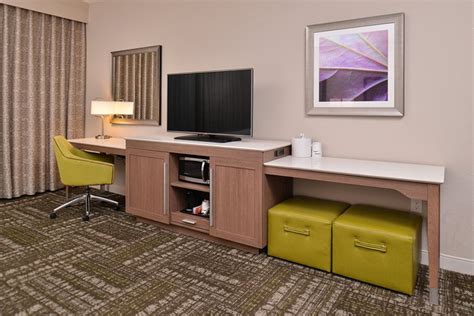 HAMPTON INN & SUITES DALLAS MARKET CENTER - Updated 2024 Prices & Hotel Reviews (TX)