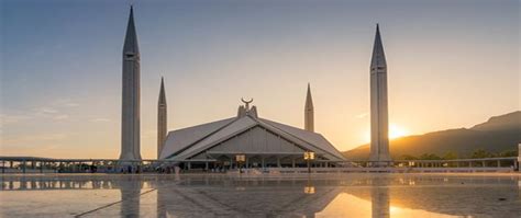 Shah Faisal Mosque ( Shah Faisal Masjid ) - History and view