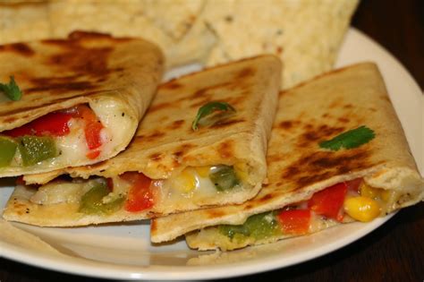 yummy delight for u: Vegetarian Quesadilla Recipe