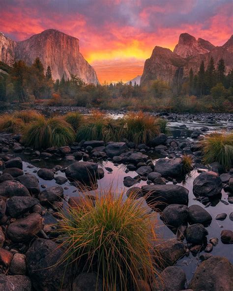 Yosemite National Park in a brilliant sunset | photo by @neohumanity on ...