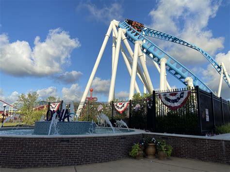 [Rollin’ Thunder, The Park at OWA] Alabama’s Largest Steel Coaster : r/rollercoasters