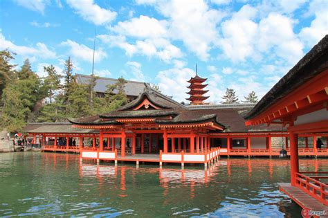 Itsukushima-jinja - Le grand sanctuaire de Miyajima