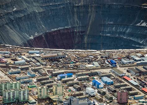 Diamond Mine at World’s Largest Excavation Site in Russia Flooded ...