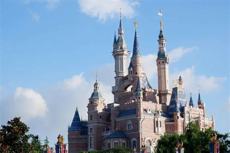 How To Get to Shanghai Disneyland | ParkVeteran