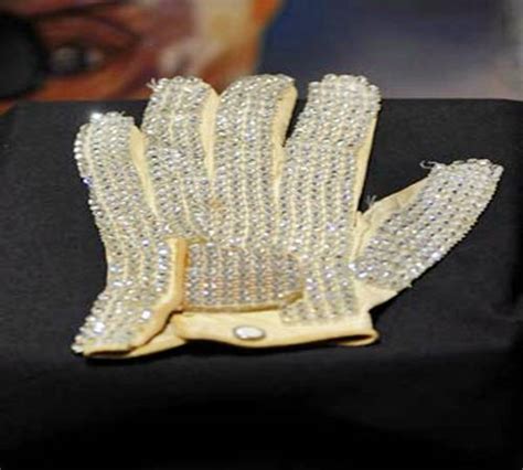 Amazing: Michael Jackson Glove sold for just under £30,000