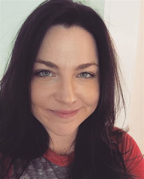 135.8 mil Me gusta, 4,196 comentarios - Amy (@amylee) en Instagram: "I’ll be on Instagram live ...