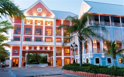 PELICAN BAY HOTEL & BAHAMAS AIR | PrimeCard