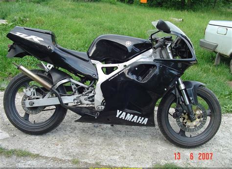 Yamaha Yamaha TZR 125 - Moto.ZombDrive.COM