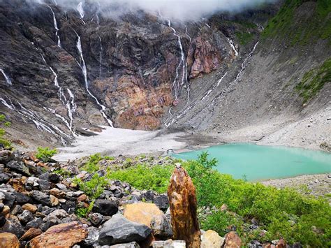 Trekking Meili Snow Mountains in Yunnan Tour (China)