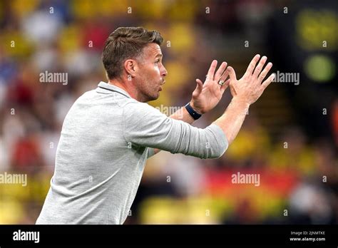 Rob edwards watford manager hi-res stock photography and images - Alamy