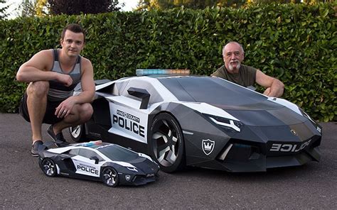 Lamborghini Aventador Police Interceptor Made out of Cardboard - The ...