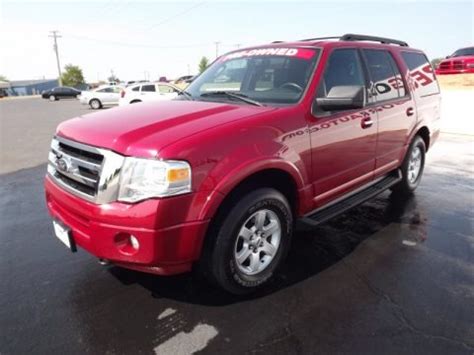 2009 Ford Expedition XLT 4x4 Data, Info and Specs | GTCarLot.com