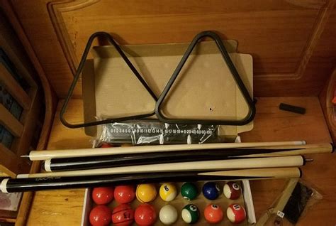 Snooker Equipment - Table, balls and cues