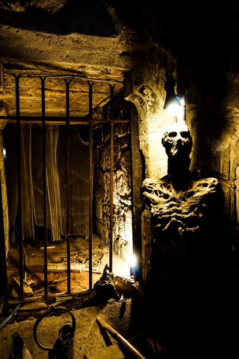 10 Most Haunted Dungeons and Torture Chambers - Amy's Crypt