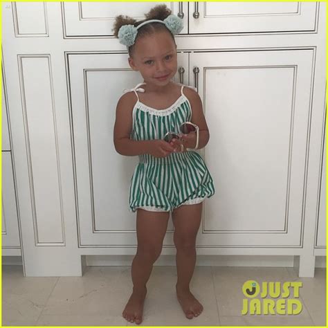 Riley Curry Celebrates 3rd Birthday By Dancing to 'Whip/Nae Nae ...