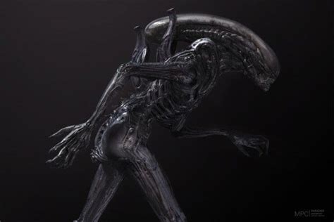 Alien: Covenant Concept Art Reveals Xenomorph Designs