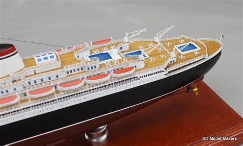 Recently Completed 18.7” (1/450 scale) SS Andrea Doria | SD Model Makers