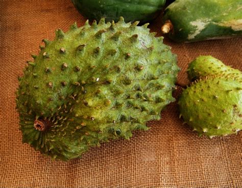 15 Sri Lankan fruits that you should try while visiting - Swedish Nomad