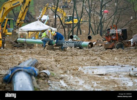 Natural Gas Pipeline Construction Stock Photo - Alamy