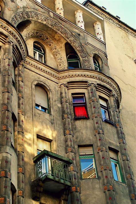 Budapest Art Nouveau | Jewish Quarter. Erzsébetváros Glücksm… | Flickr