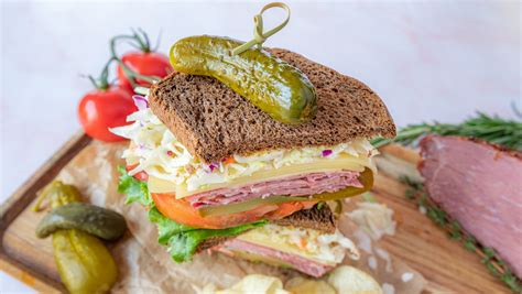 Homemade Hot Pastrami Sandwich Recipe